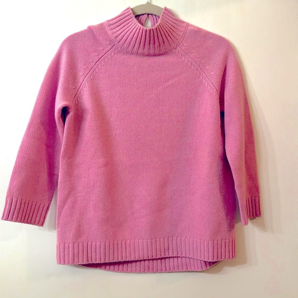 Tyler Boe XS 100% Cashmere lavender/light pink Turtleneck 3/4” sleeve Sweater